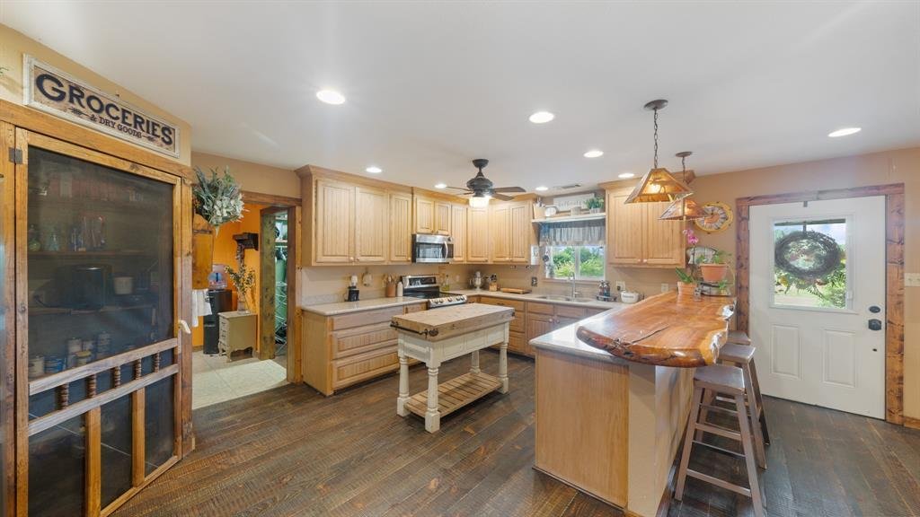 House in Tool, Texas, United States 3 - 17215144