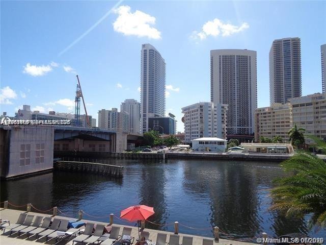 Condo in Hallandale Beach, Florida, United States 1 - 17203084