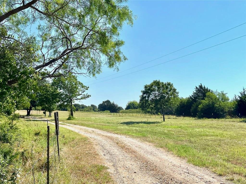 House in Chico, Texas, United States 2 - 17215064
