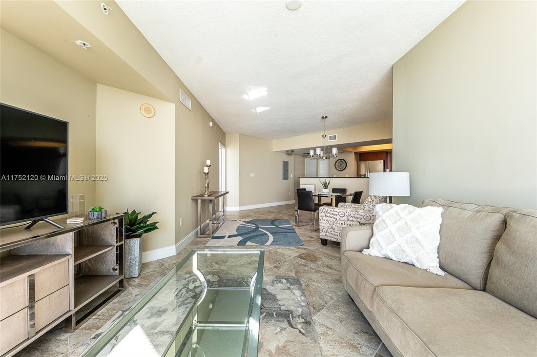 Condo in Sunny Isles Beach, Florida, United States 4 - 17205475