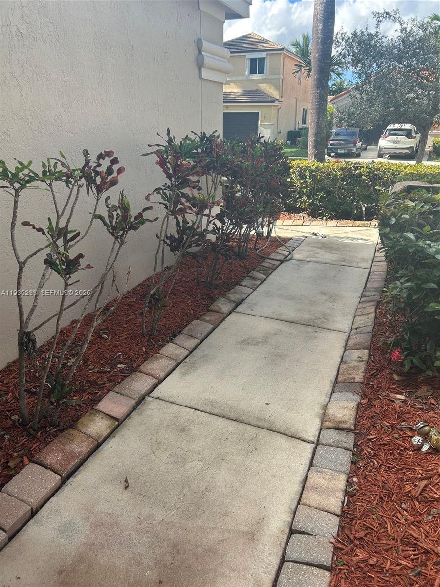 House in Weston, Florida, United States 3 - 17202444