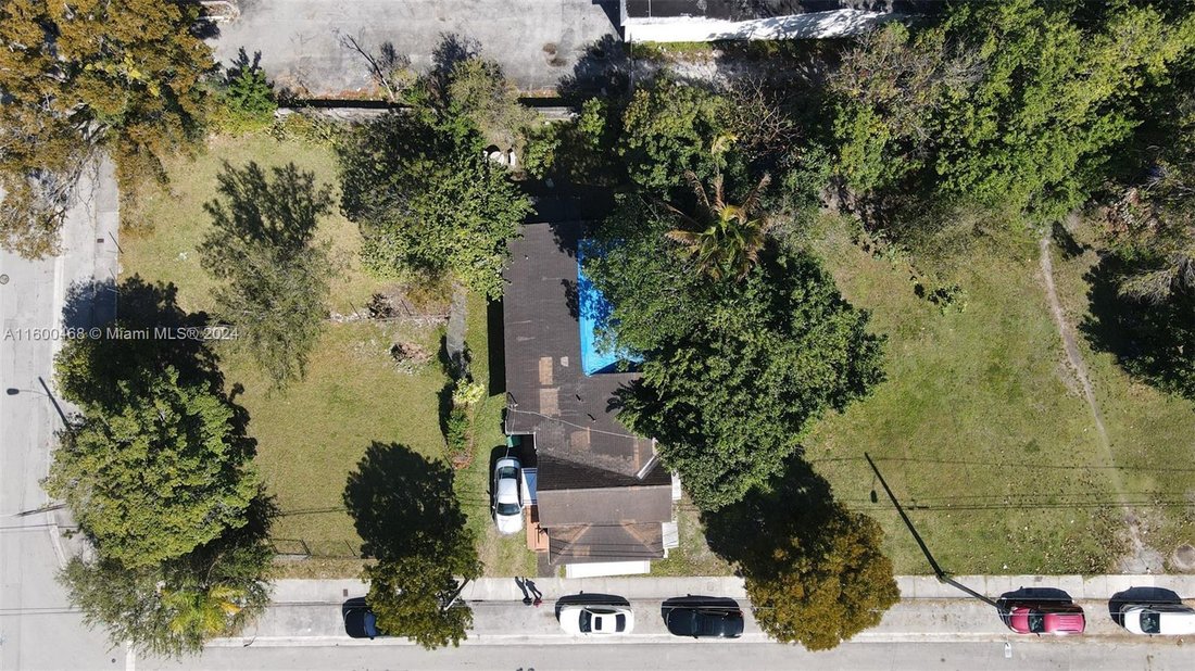 House in Miami, Florida, United States 3 - 17206542