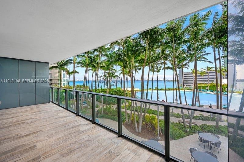 Condo in Miami, Florida, United States 1 - 17203193