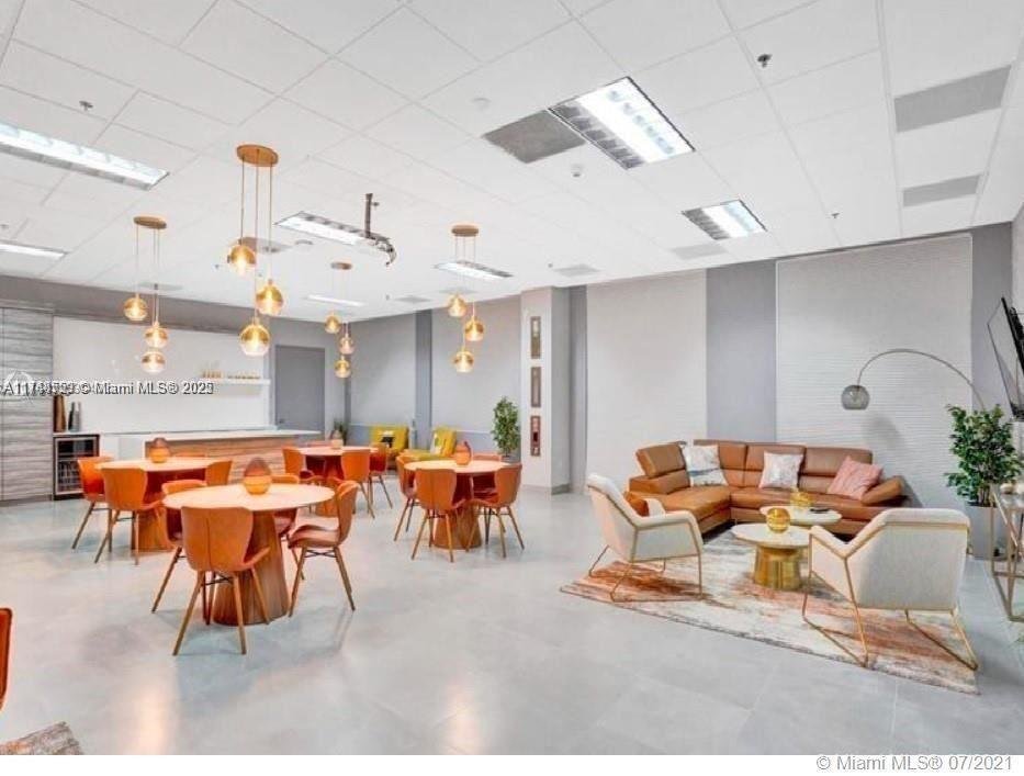 Condo in Miami, Florida, United States 4 - 17204957