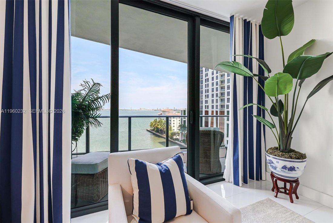 Condo in Miami, Florida, United States 4 - 17203229