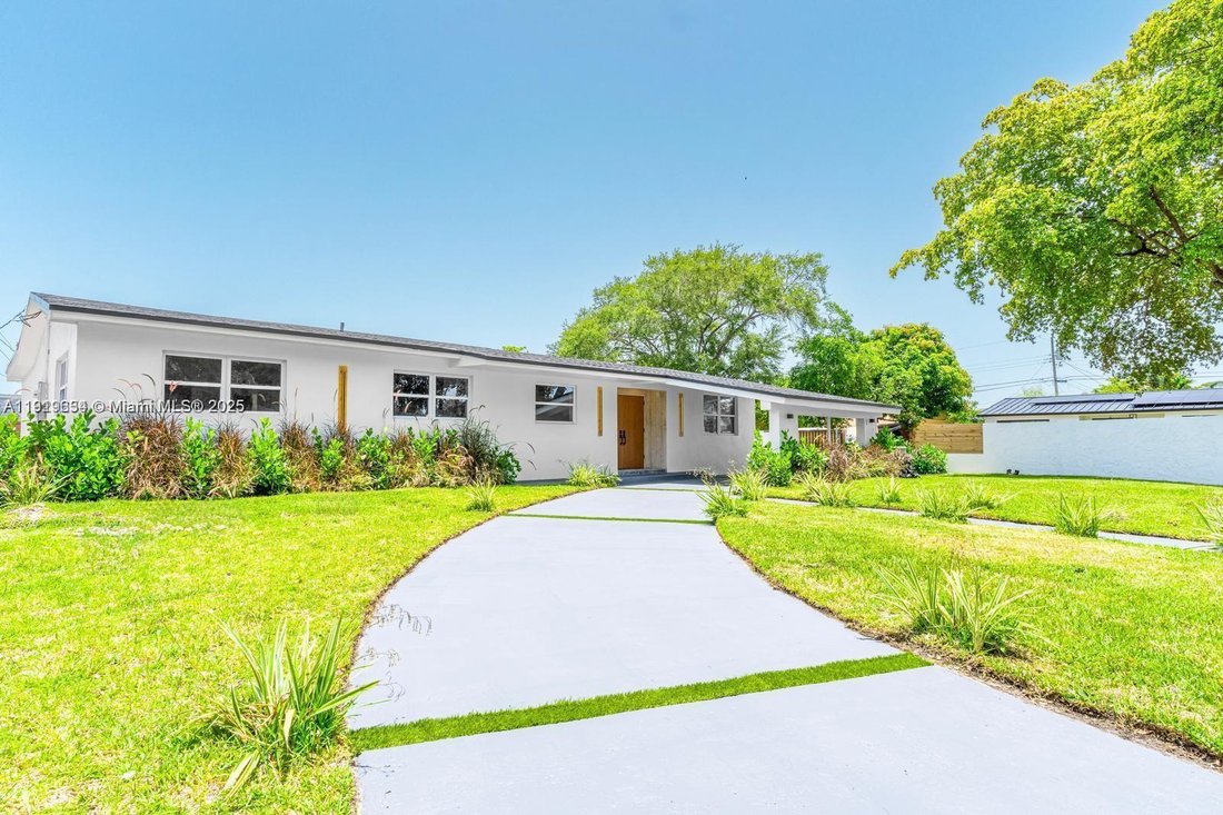 House in North Miami Beach, Florida, United States 1 - 17202764