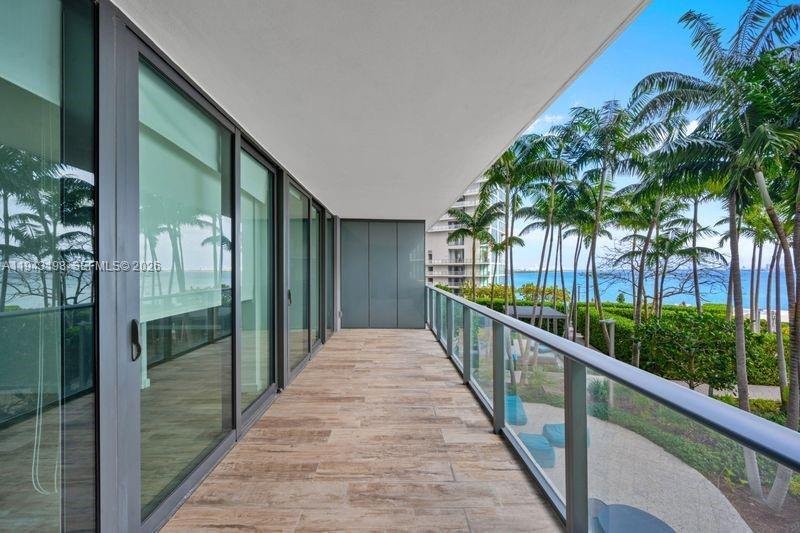Condo in Miami, Florida, United States 3 - 17203193