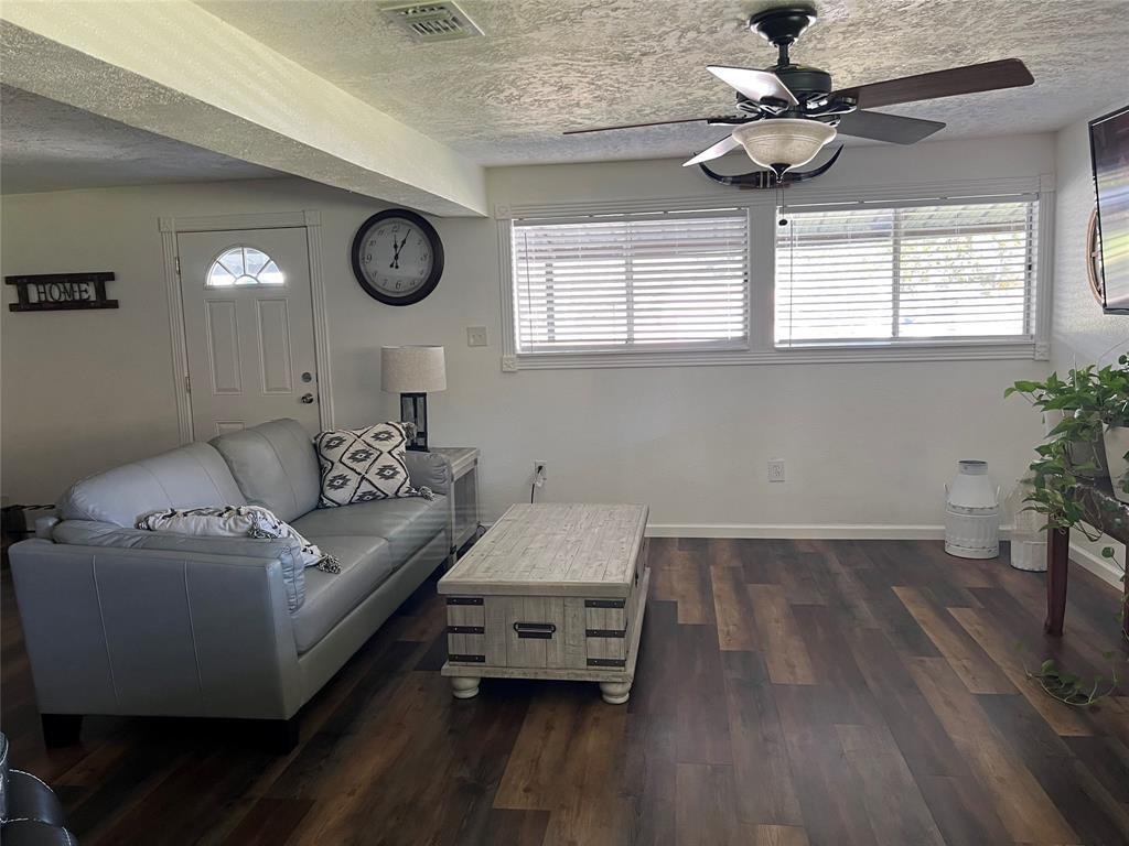 House in Cleveland, Texas, United States 4 - 17206685
