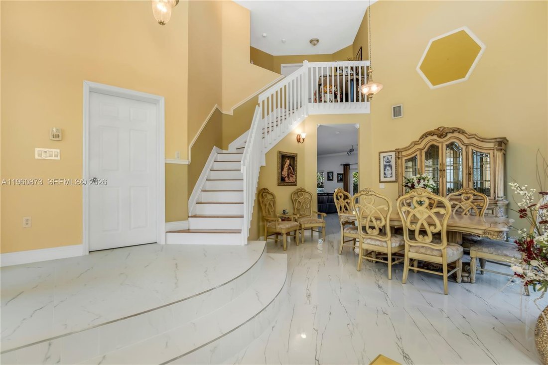 House in Miami, Florida, United States 5 - 17197748