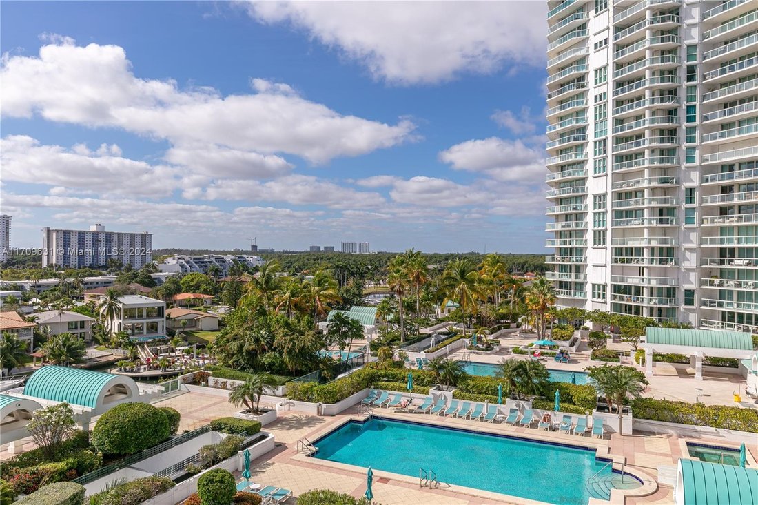 Condo in Sunny Isles Beach, Florida, United States 3 - 17202869
