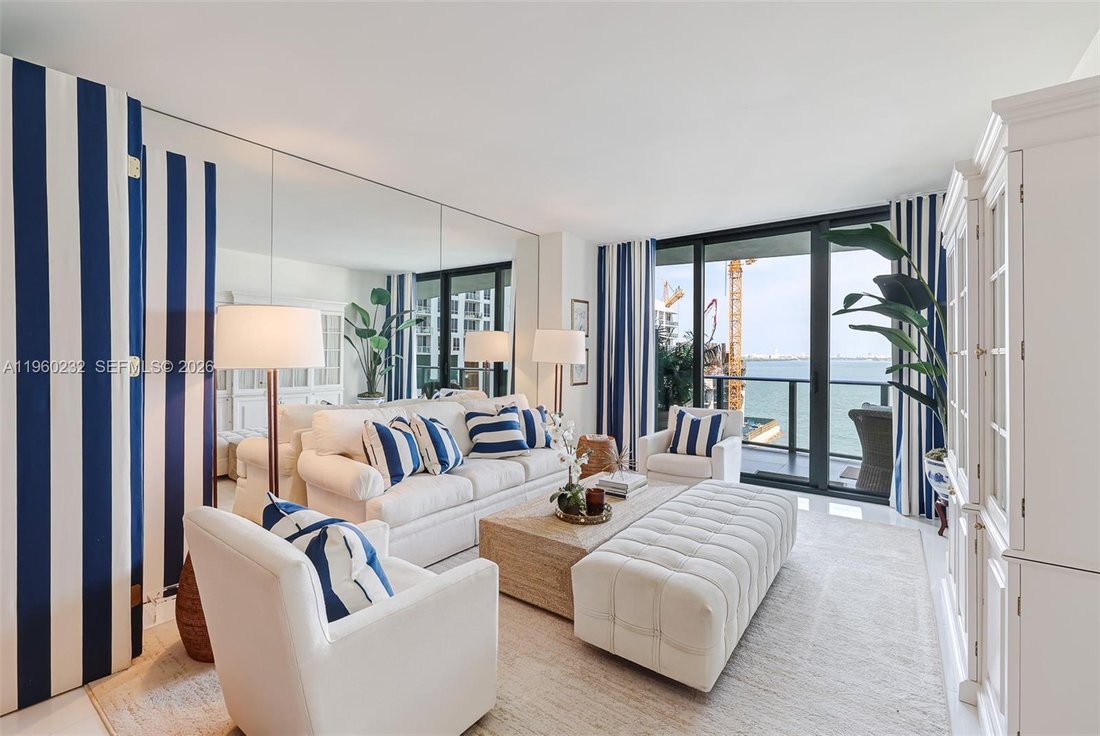 Condo in Miami, Florida, United States 2 - 17203229