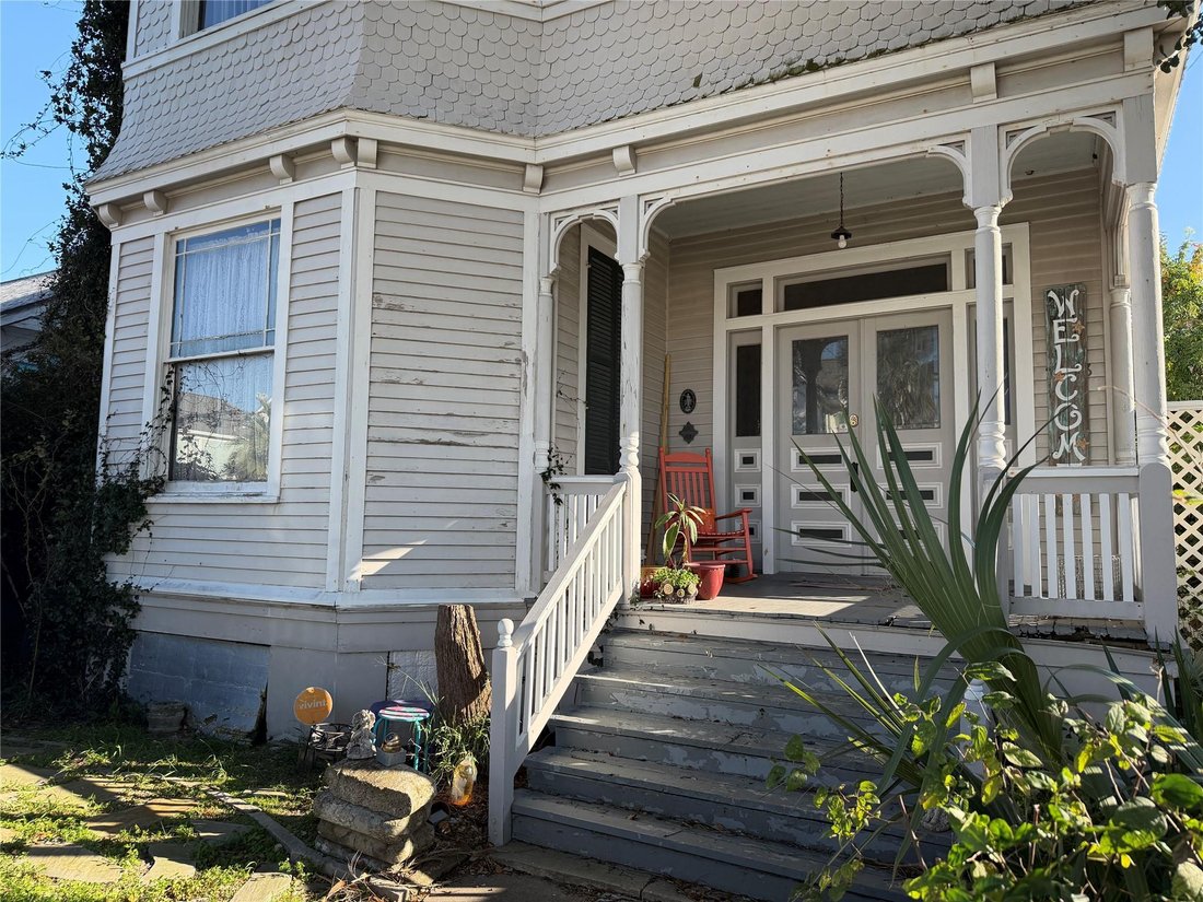 House in Galveston, Texas, United States 5 - 17209438
