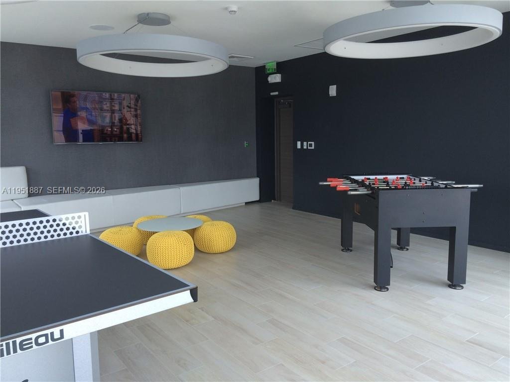 Condo in Miami, Florida, United States 5 - 17205574