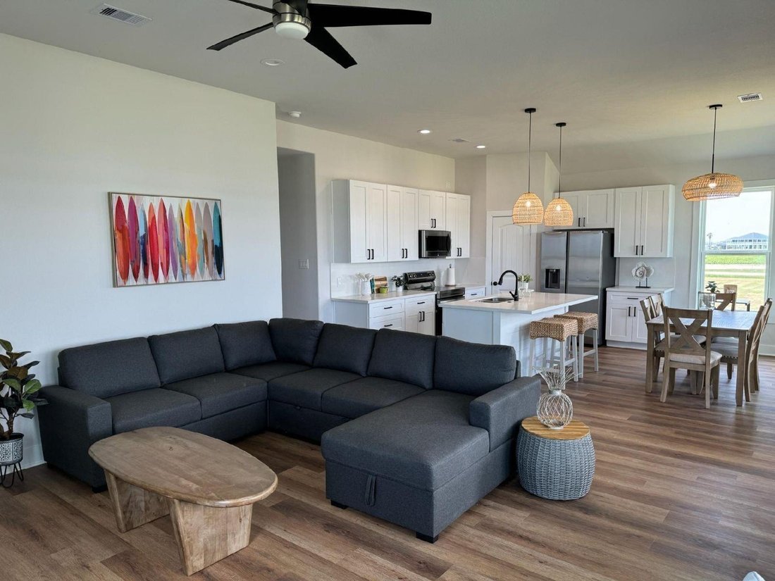 House in Freeport, Texas, United States 4 - 17206904