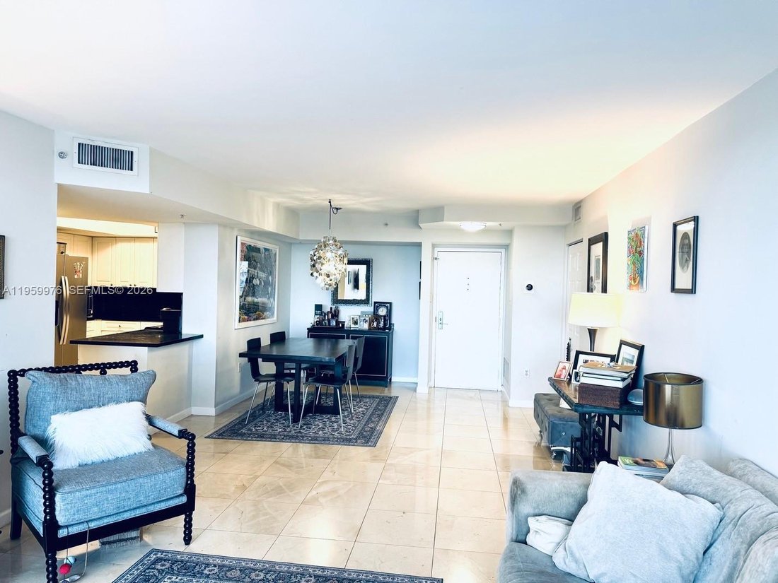 Condo in Miami Beach, Florida, United States 5 - 17202011