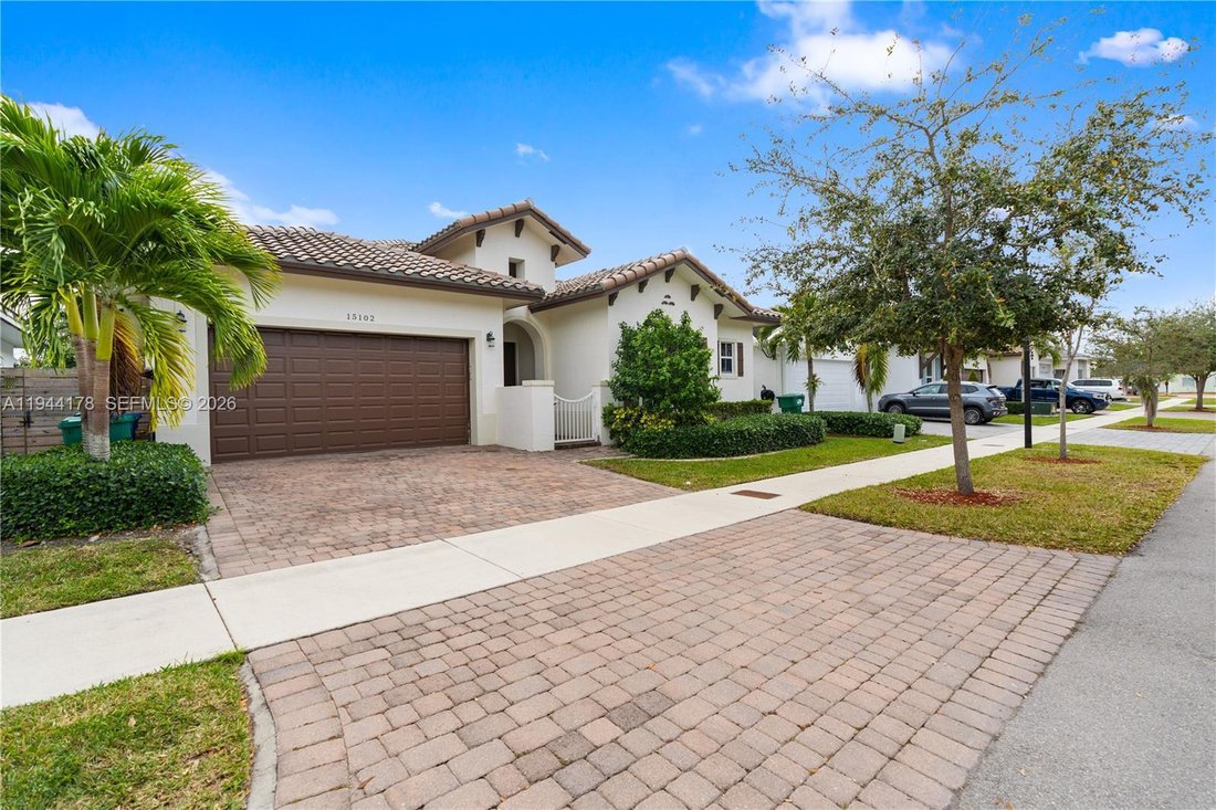 House in Miami, Florida, United States 1 - 17203017
