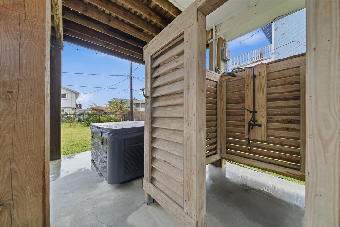 House in Galveston, Texas, United States 5 - 17206682