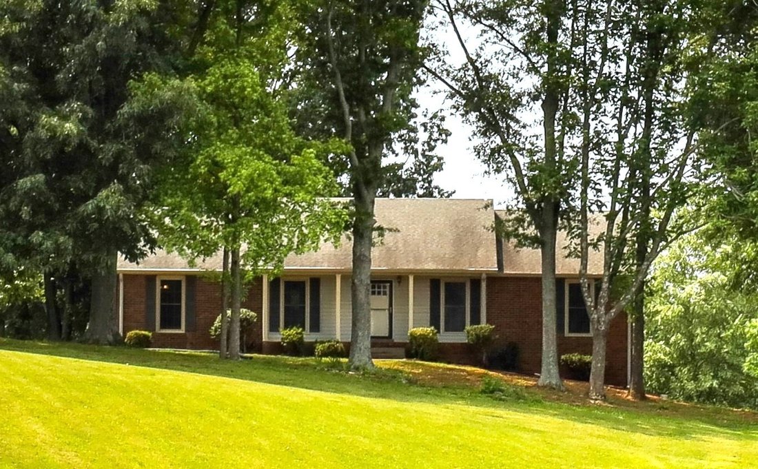 House in Springfield, Tennessee, United States 1 - 17199790