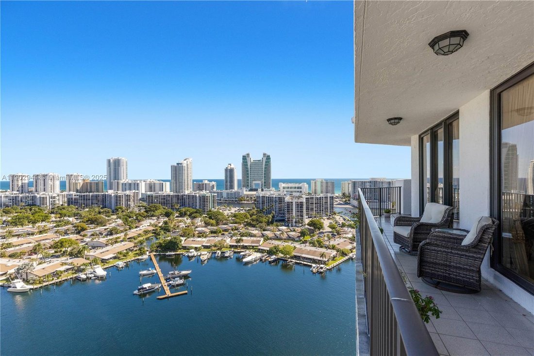 Condo in Hallandale Beach, Florida, United States 4 - 17204605