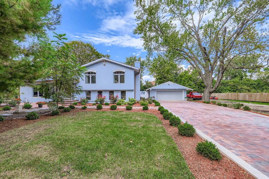 House in Mundelein, Illinois, United States 4 - 17206398