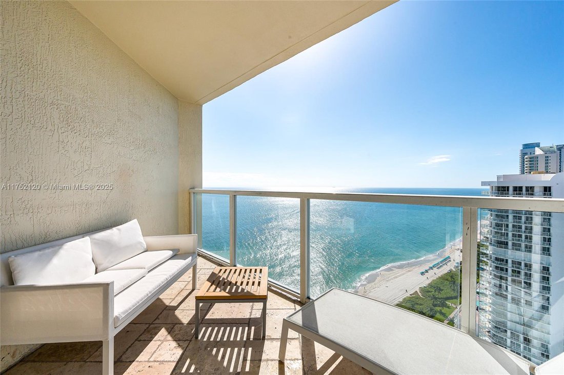 Condo in Sunny Isles Beach, Florida, United States 1 - 17205475