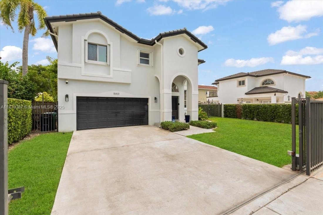 House in Miami, Florida, United States 3 - 17205292