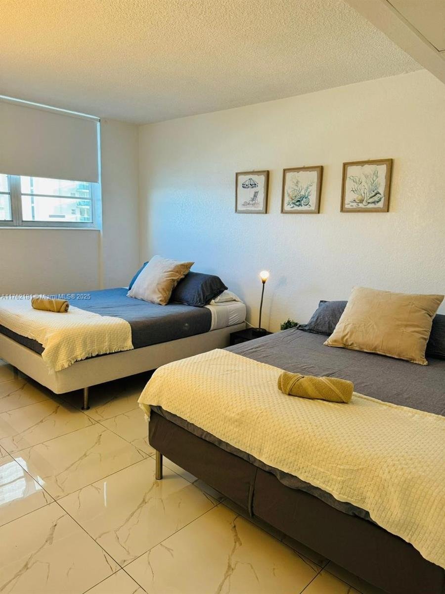 Condo in Hollywood, Florida, United States 5 - 17203144
