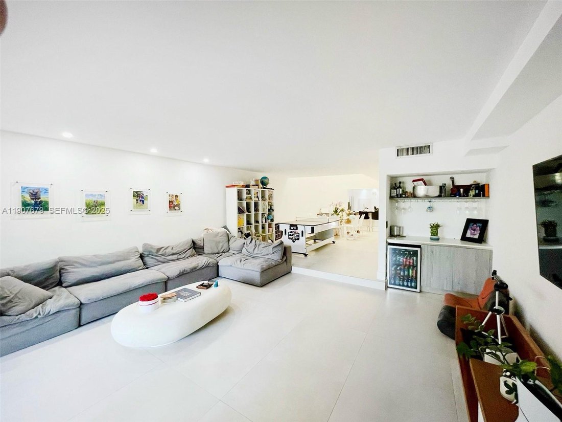 Townhouse in Aventura, Florida, United States 4 - 17202117