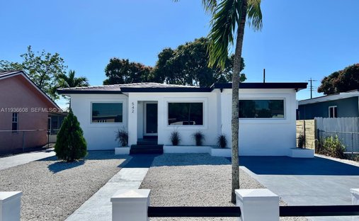 House in Hialeah, Florida, United States 1