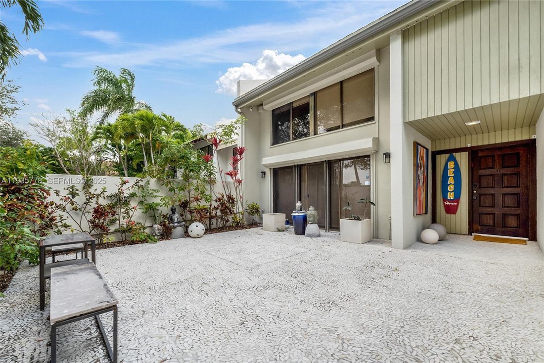 Townhouse in Miami, Florida, United States 2 - 17202825