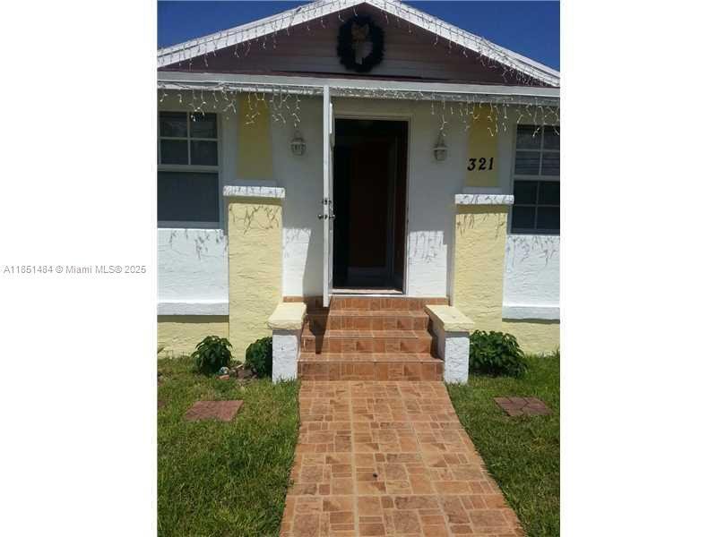 House in Miami, Florida, United States 1 - 17203643