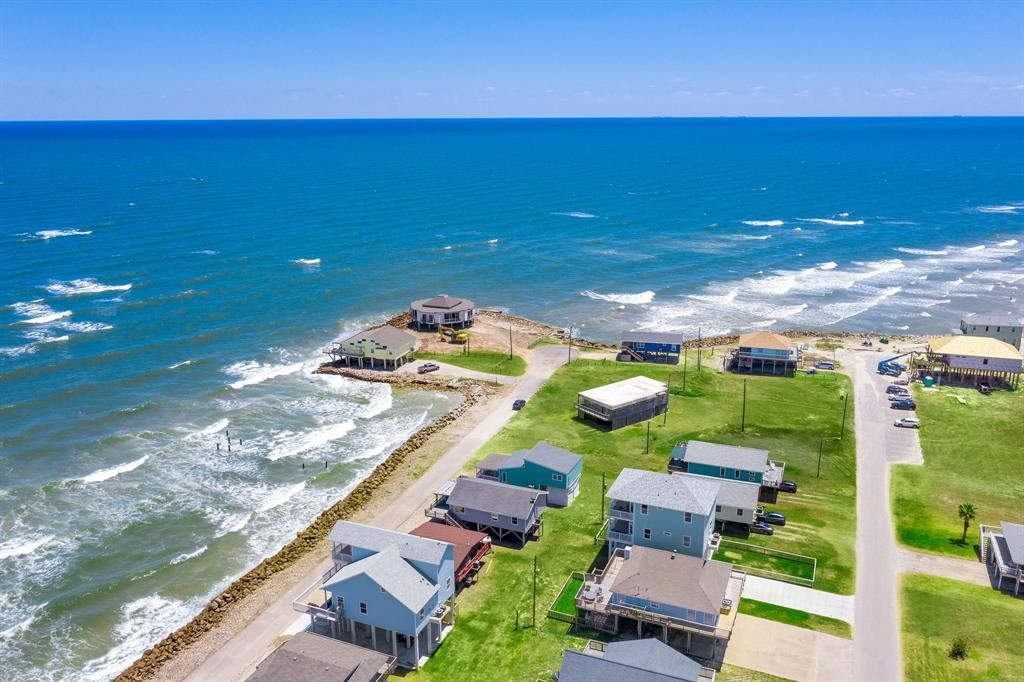 House in Freeport, Texas, United States 2 - 17208244