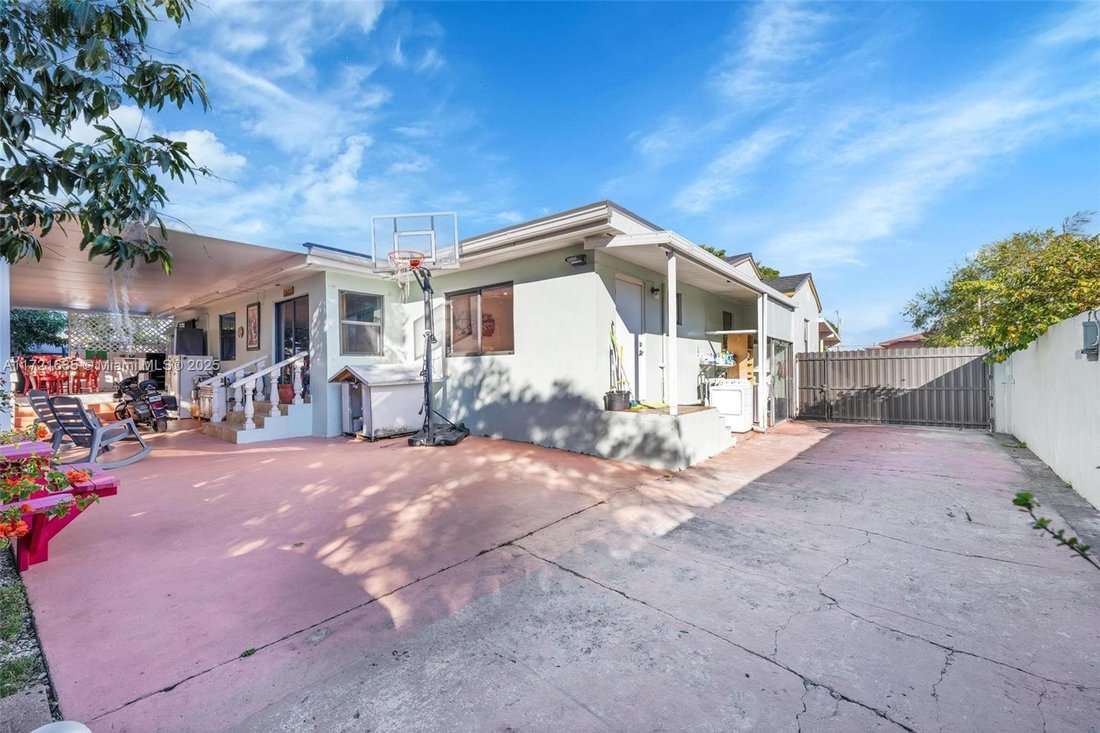 Haus in Hialeah, Florida, Vereinigte Staaten 1 - 17206152