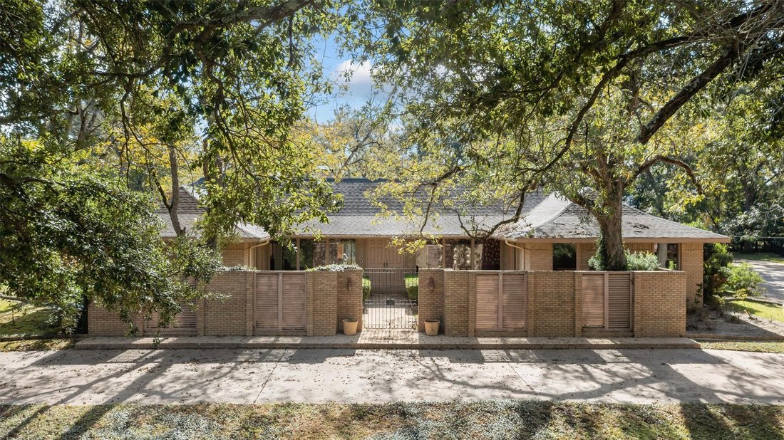House in Crockett, Texas, United States 1 - 17208187