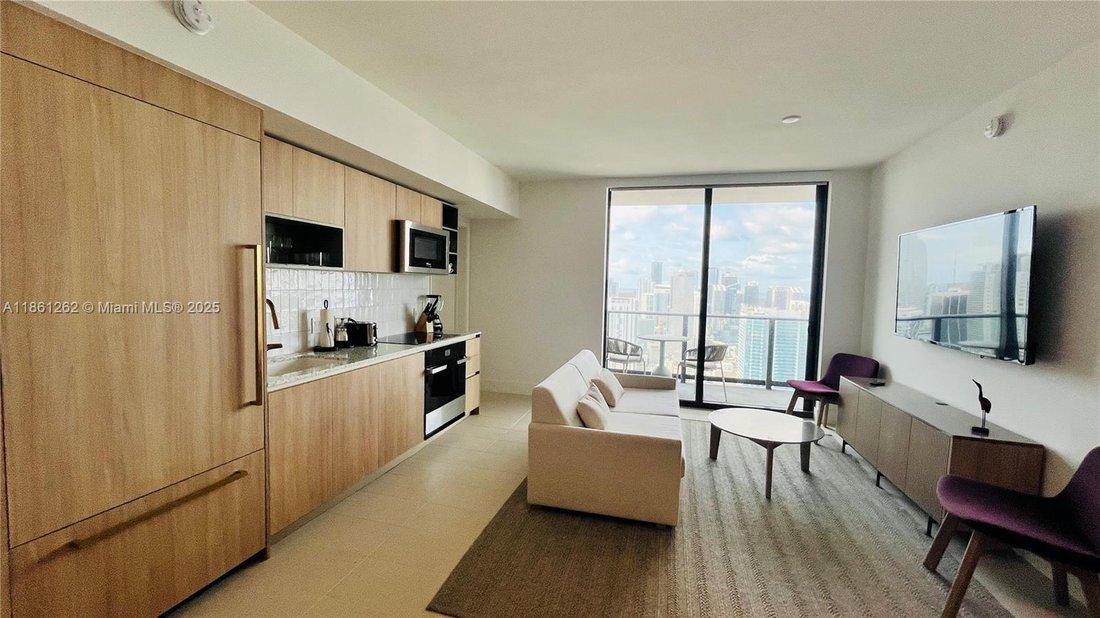 Condo in Miami, Florida, United States 3 - 17205646