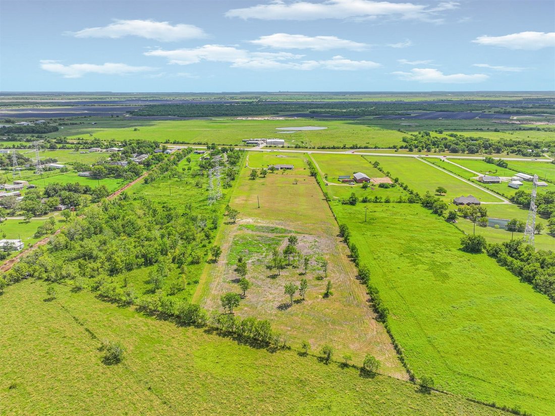 House in Angleton, Texas, United States 2 - 17208228