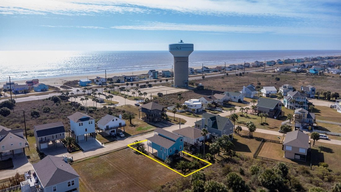House in Galveston, Texas, United States 2 - 17208853