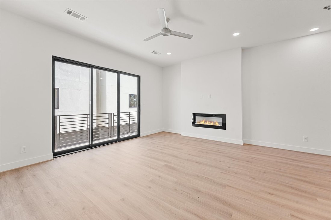 House in Houston, Texas, United States 3 - 17208712