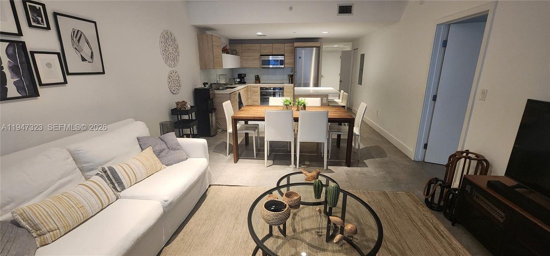 Condo in North Miami Beach, Florida, United States 4 - 17202219