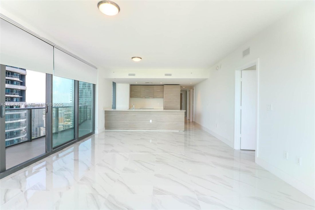 Condo in Miami, Florida, United States 3 - 17206669