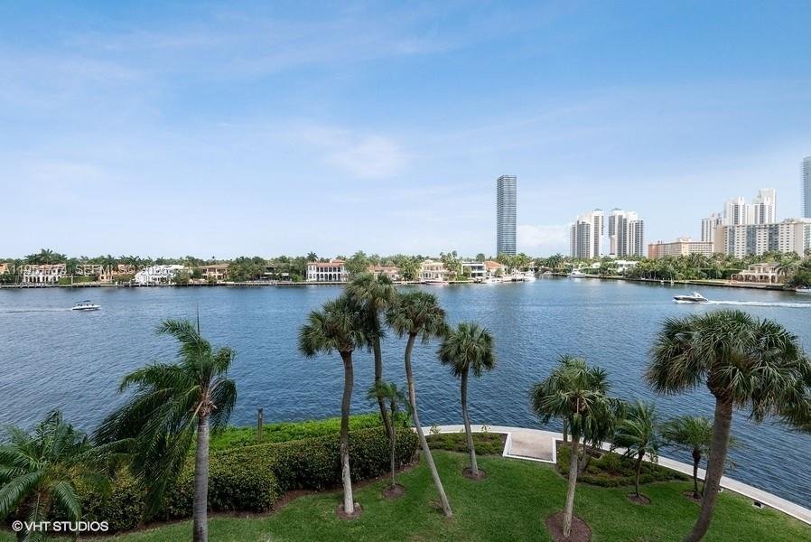 Condo in Aventura, Florida, United States 3 - 17205278