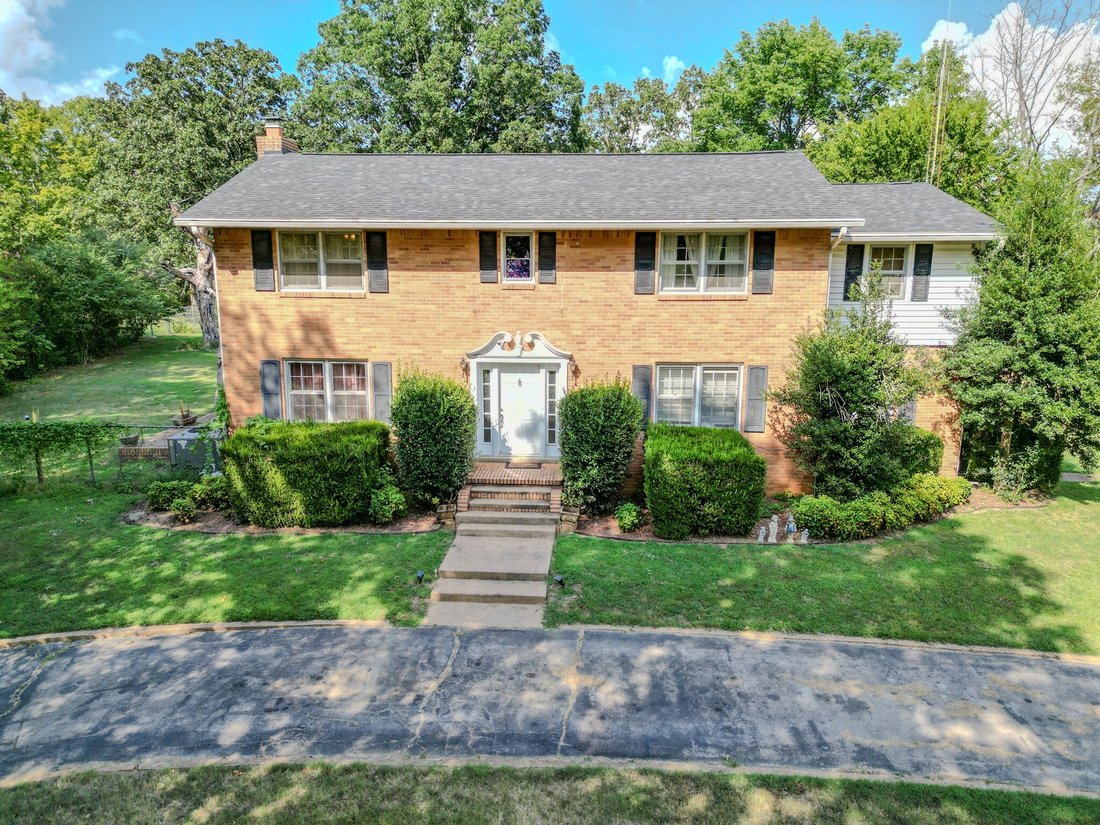 House in New Johnsonville, Tennessee, United States 1 - 17201983