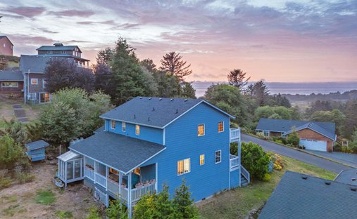 House in Neskowin, Oregon, United States 1