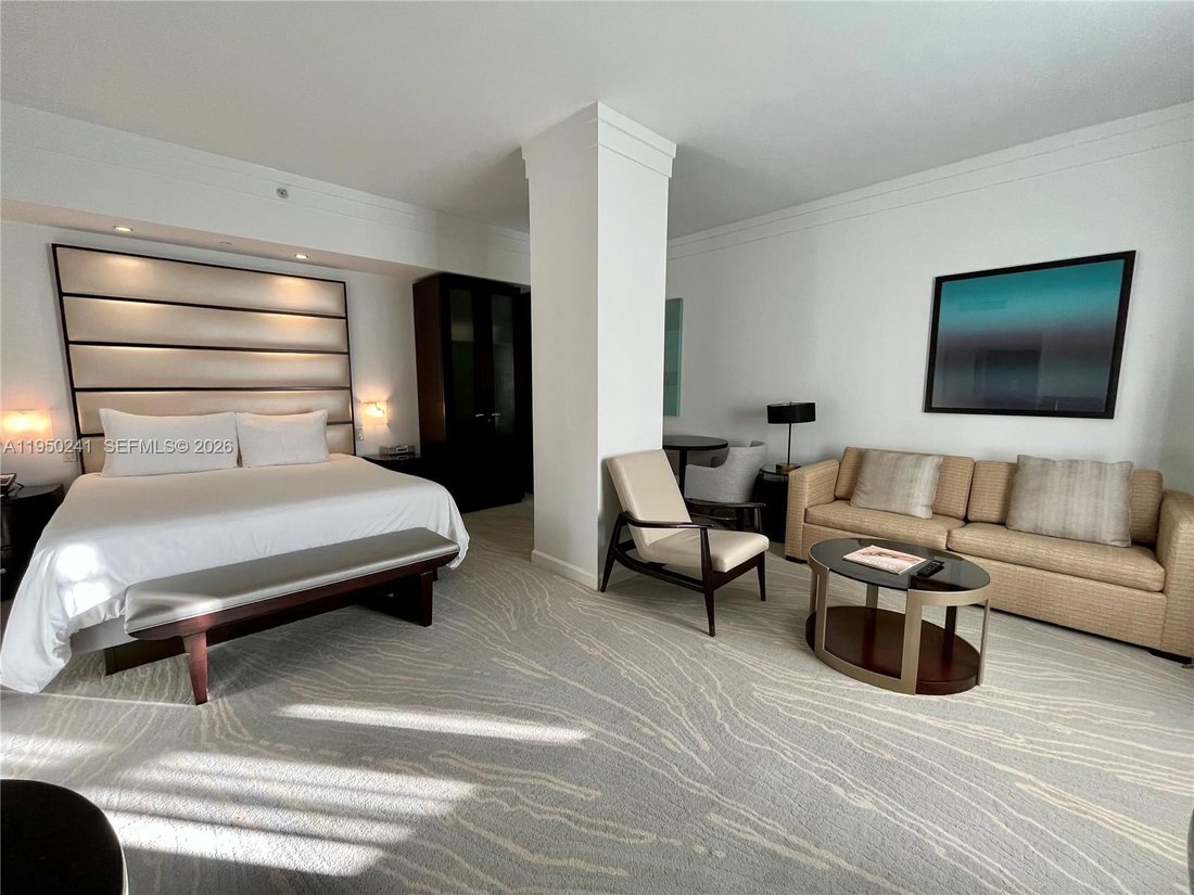 Condo in Miami Beach, Florida, United States 4 - 17202428