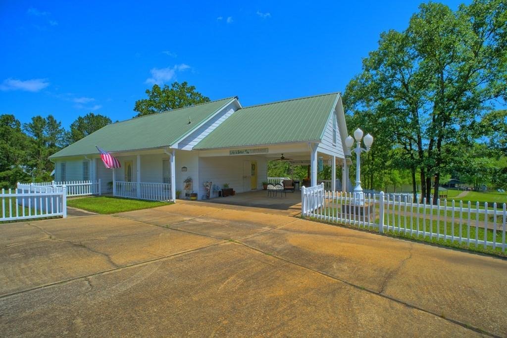 House in Burkeville, Texas, United States 1 - 17209282