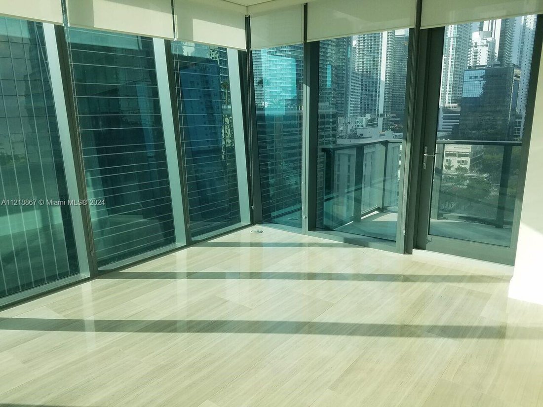 Condo in Miami, Florida, United States 5 - 17206254
