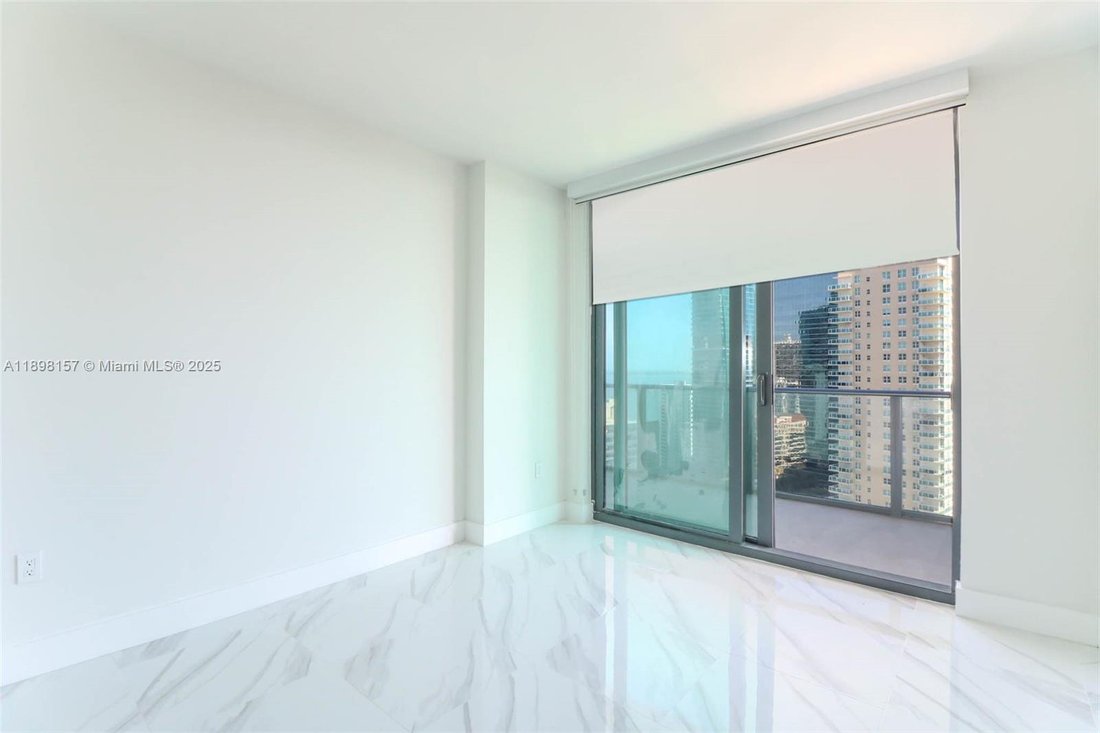 Condo in Miami, Florida, United States 5 - 17206669