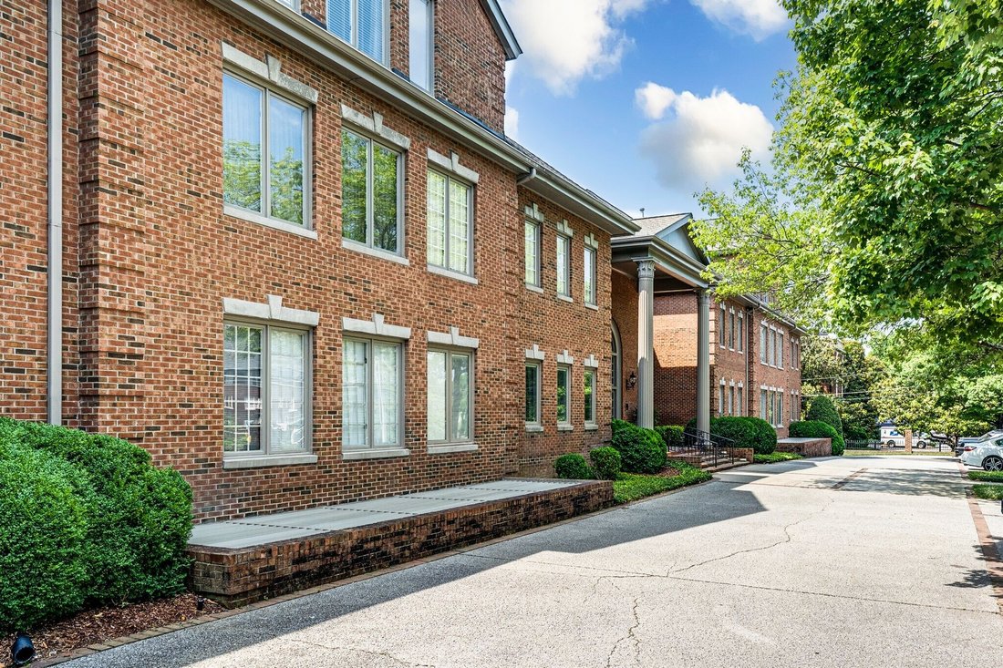 Condo in Nashville, Tennessee, United States 3 - 17201523