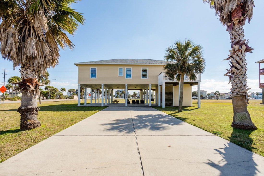 House in Galveston, Texas, United States 2 - 17208301