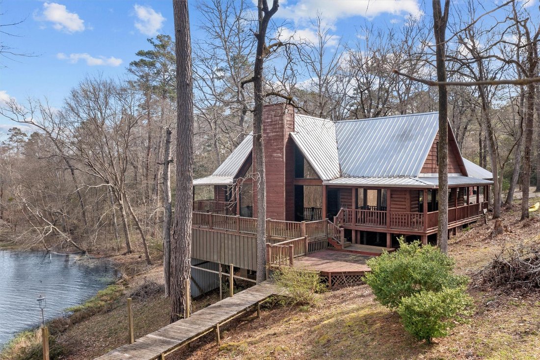 House in Crockett, Texas, United States 1 - 17208340
